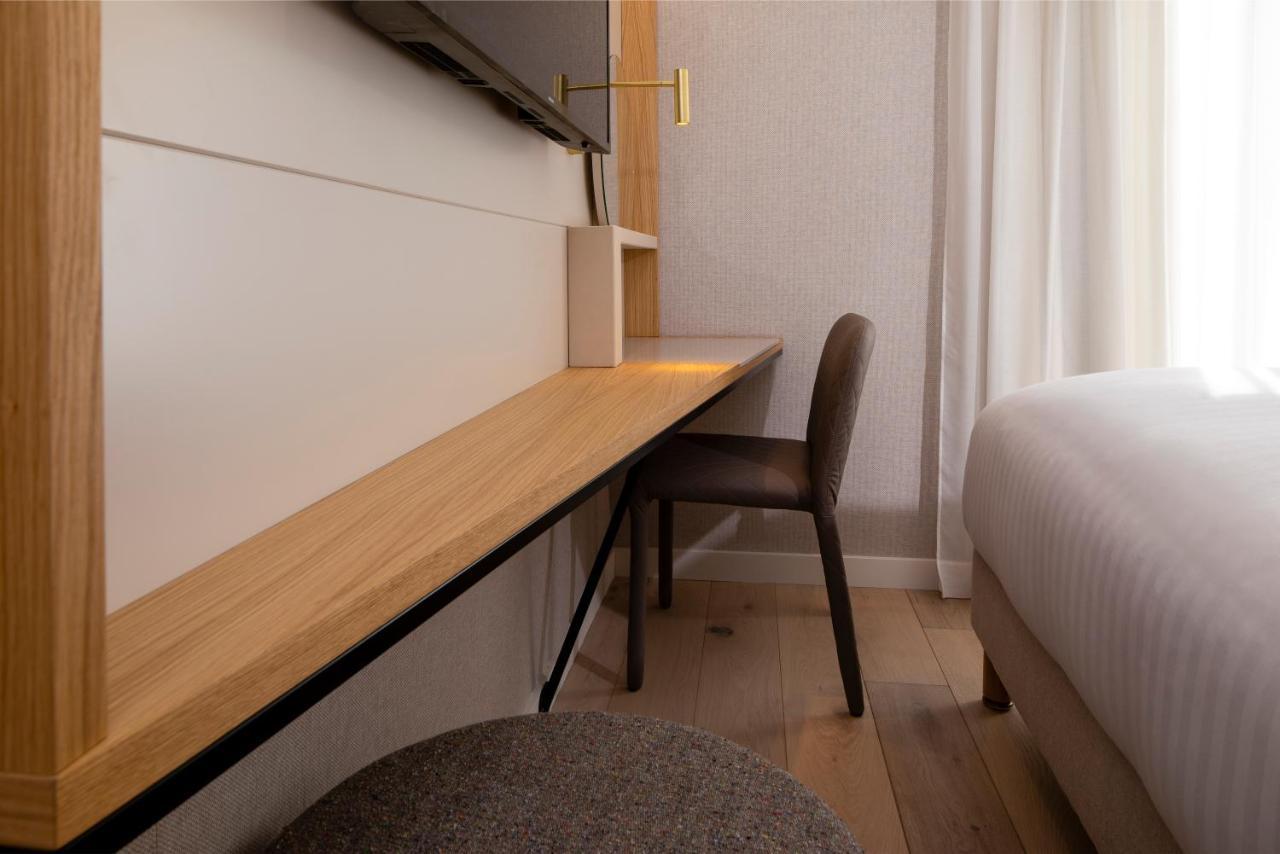 Hotel Beige Parigi Esterno foto