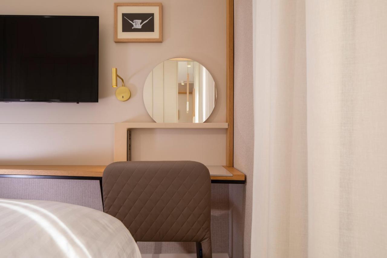 Hotel Beige Parigi Esterno foto